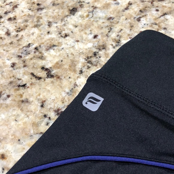 Fabletics Capri - Picture 8 of 13